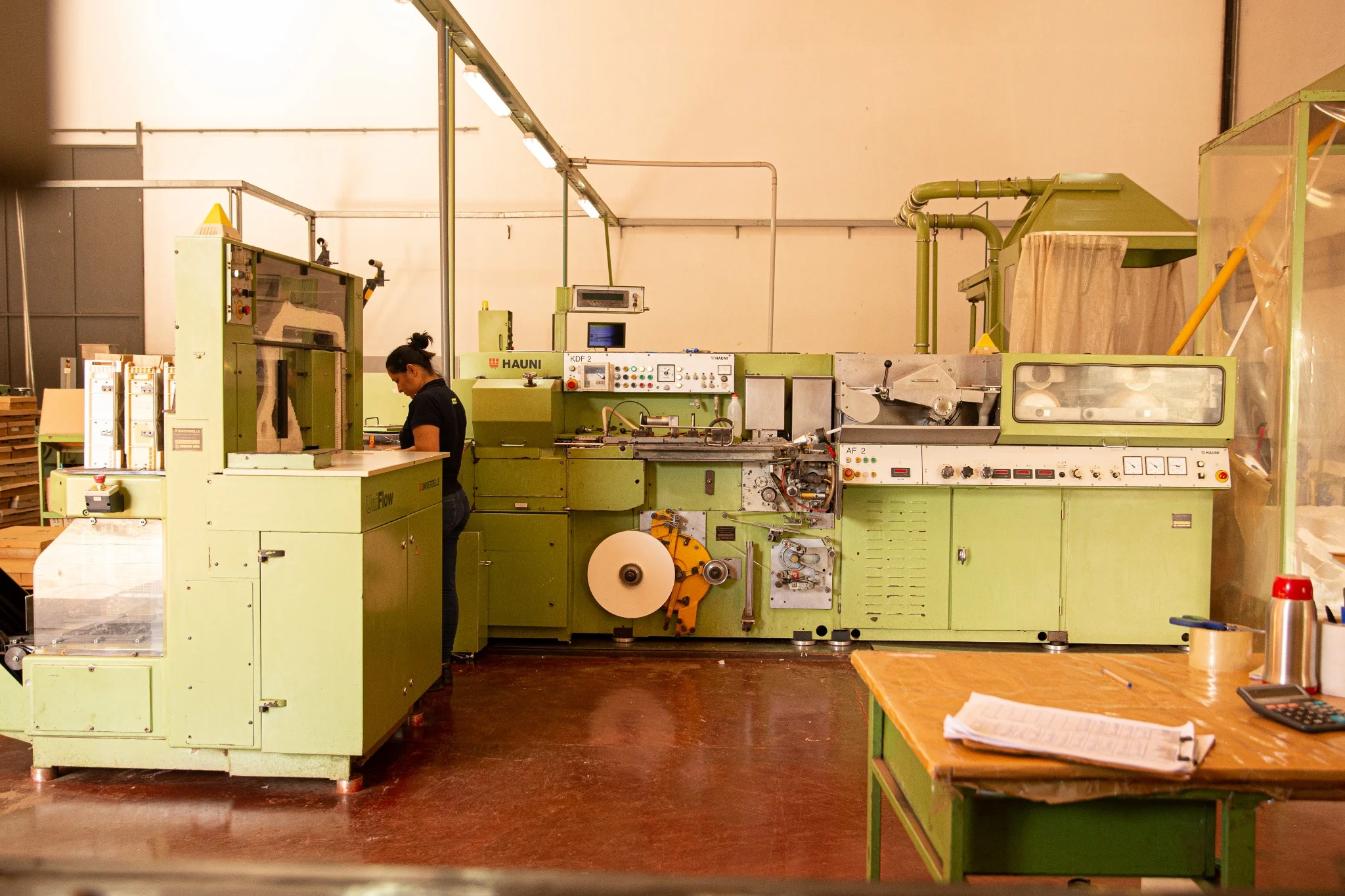 Filter manufacturing line